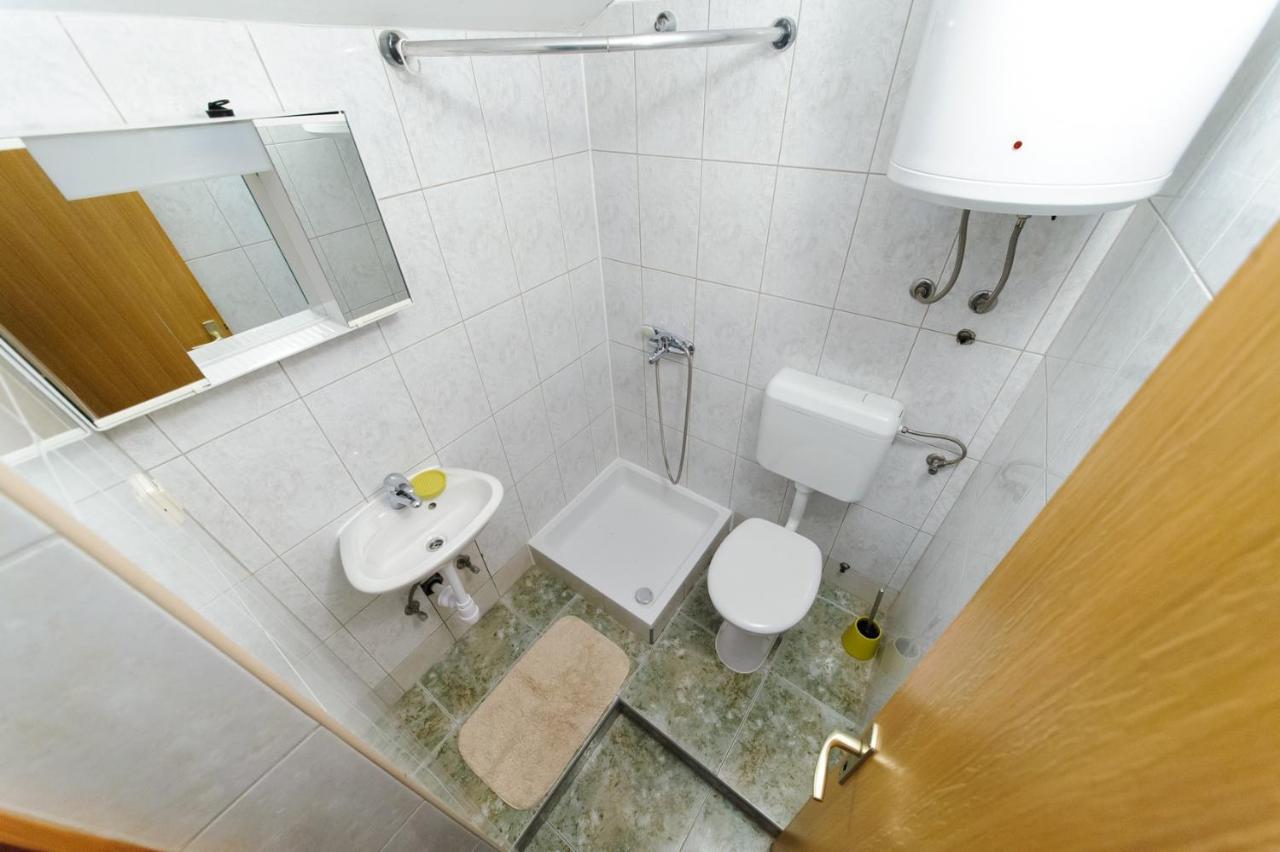 Apartments & Rooms Lucie Posedarje Extérieur photo